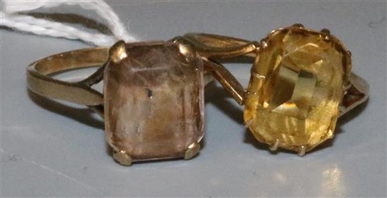 9ct gold gem-set ring and a citrine-set ring